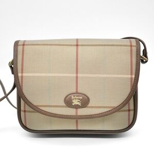 🍓BURBERRY’s Crossbody Bag